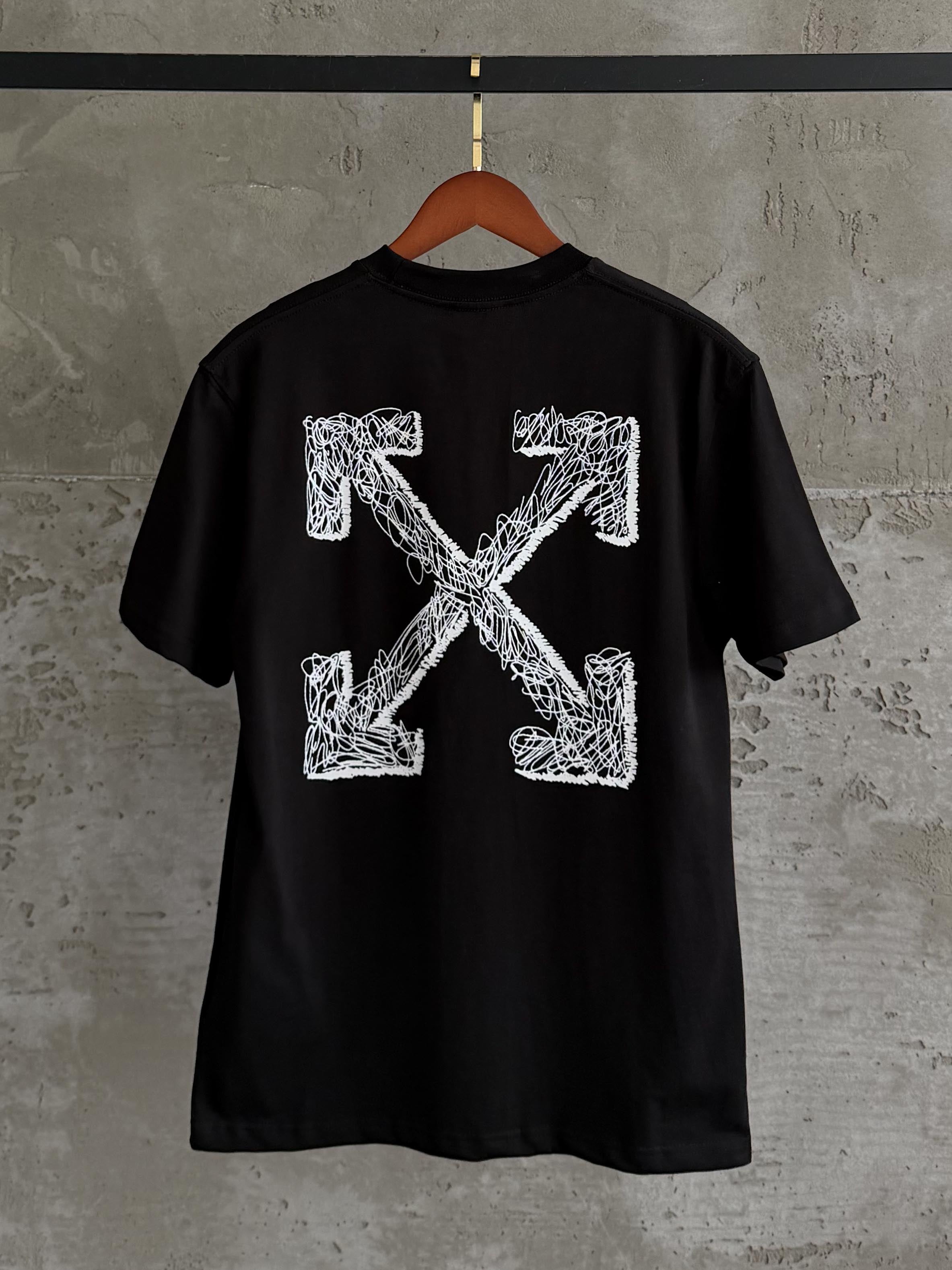 O&W04 New Season siyah tshirt