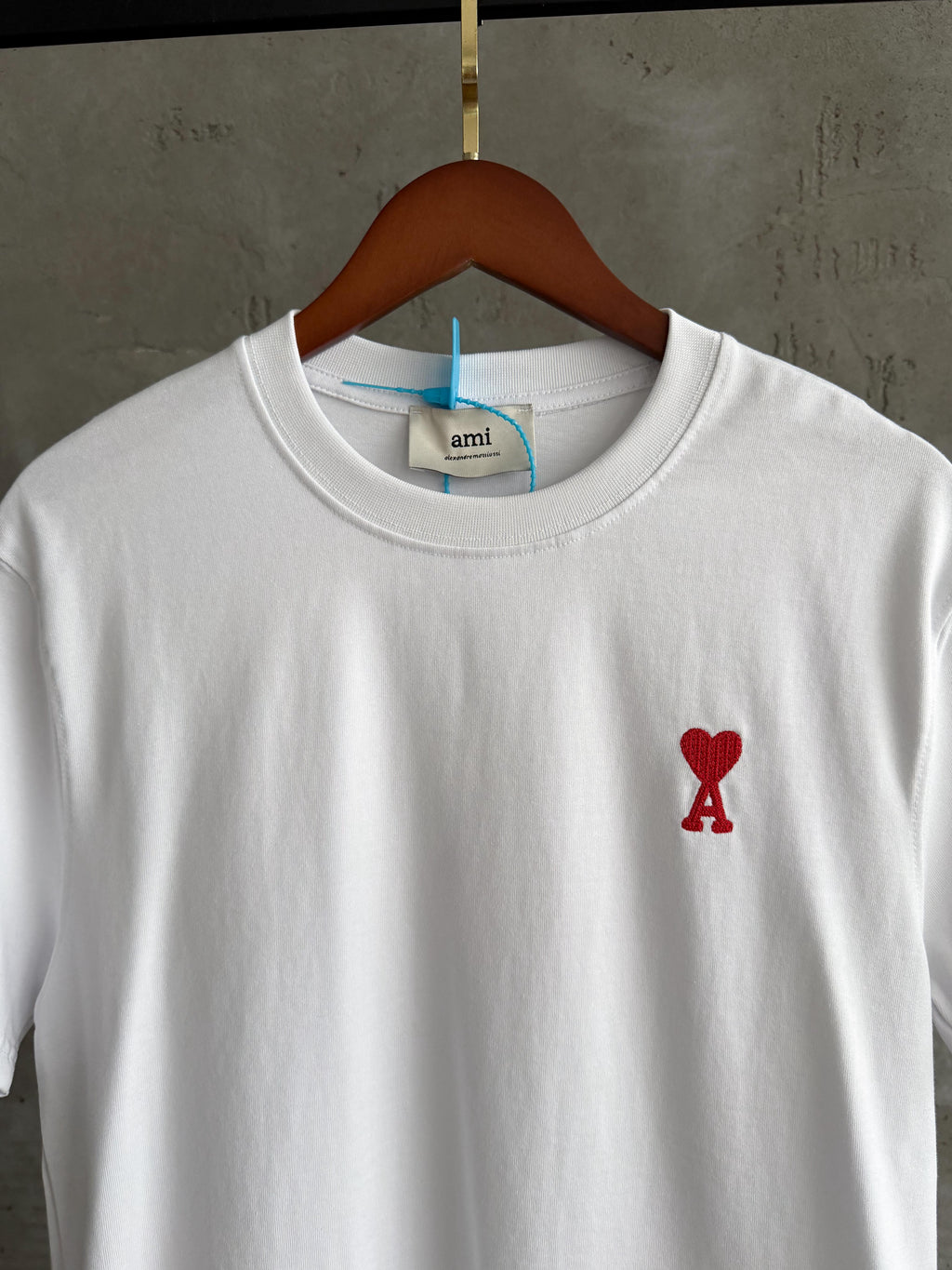 Al01 Premium kalp beyaz tshirt